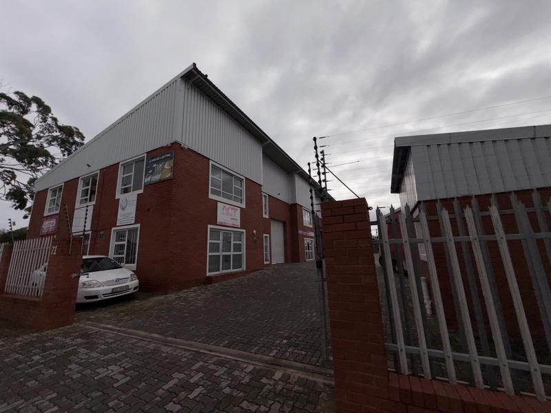 To Let Commercial Property for Rent in Newton Park Eastern Cape